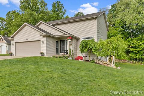 4016 Ronalds Rd, Dorr, MI 49323 photo 2