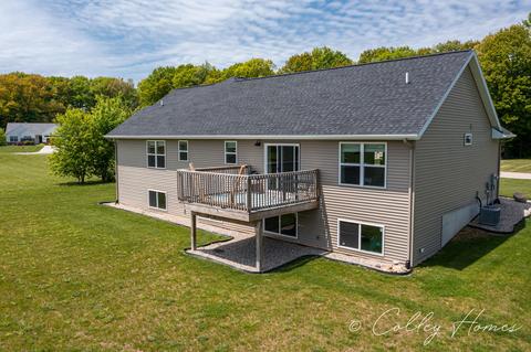 3555 River Ct, Hamilton, MI 49419 photo 43