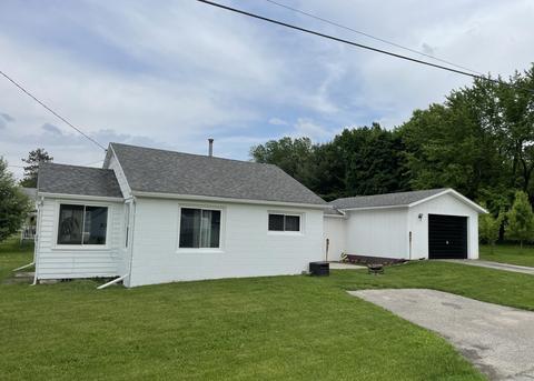 502 E Forrest St, Edmore, MI 48829 photo 21