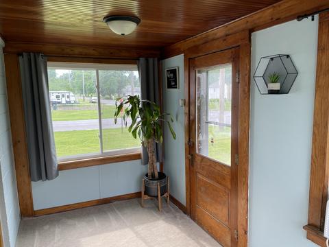 502 E Forrest St, Edmore, MI 48829 photo 12