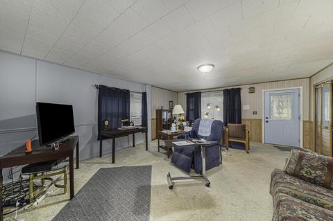 1016 S Constantine St, Three Rivers, MI 49093 photo 4