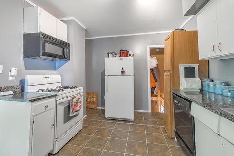 256 Randolph St, Jackson, MI 49203 photo 8