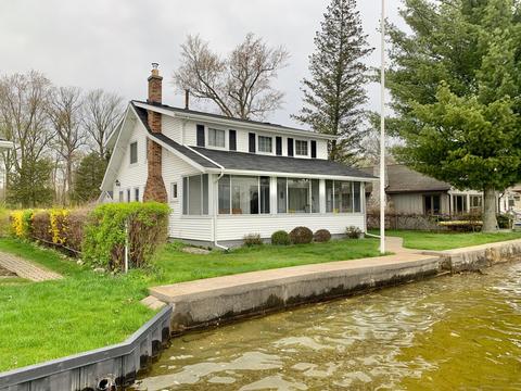 2026 Forest Park Dr, Jackson, MI 49201 photo 4