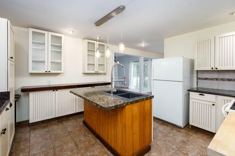 8081 Tasker Rd, Bellevue, MI 49021 photo 4