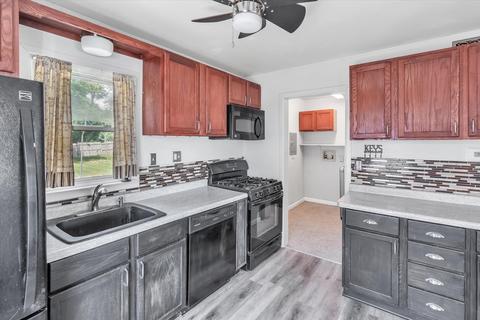 3658 Best Rd, Jackson, MI 49203 photo 9