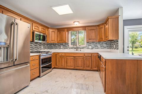 679 Leonard Dr, Coldwater, MI 49036 photo 4