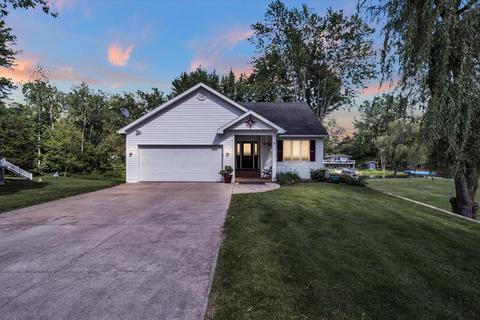 11979 Greenbriar Dr, Jerome, MI 49249 photo 1