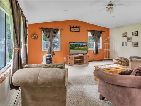 160 Boadway Dr, Spring Arbor, MI 49283 photo 9