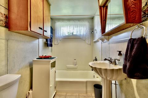 8754 E Monroe Rd, Wheeler, MI 48662 photo 44