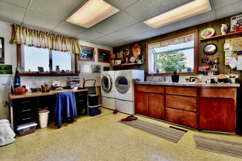 8754 E Monroe Rd, Wheeler, MI 48662 photo 46
