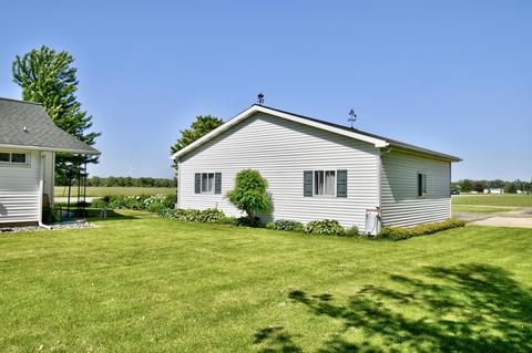 8754 E Monroe Rd, Wheeler, MI 48662 photo 55