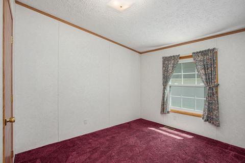229 Maple St, Lowell, MI 49331 photo 12