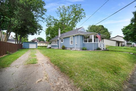 1017 Backus St, Jackson, MI 49202 photo 2