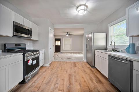 1017 Backus St, Jackson, MI 49202 photo 14