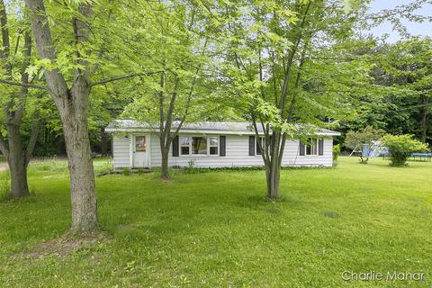 9468 E Colby Rd, Crystal, MI 48818 photo 1