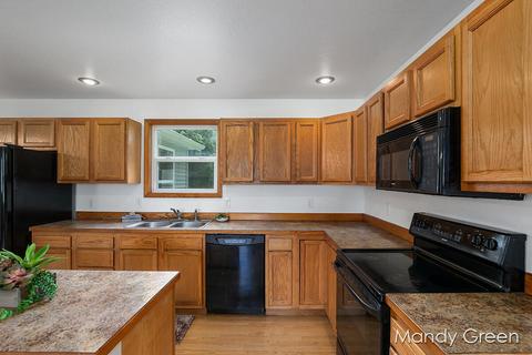 11345 W Humphrey Rd, Sumner, MI 48889 photo 7