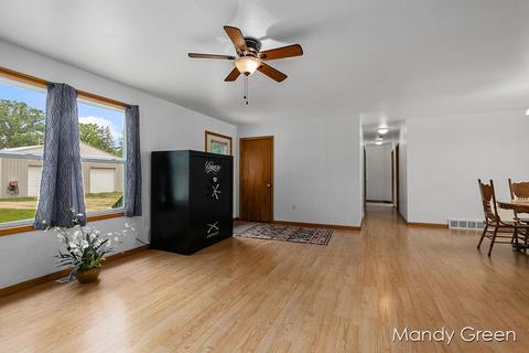 11345 W Humphrey Rd, Sumner, MI 48889 photo 5