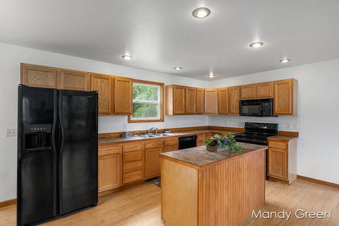 11345 W Humphrey Rd, Sumner, MI 48889 photo 9