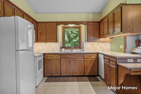 4535 18th St, Dorr, MI 49323 photo 14