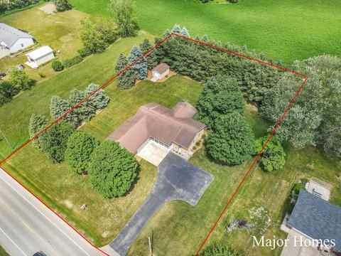4535 18th St, Dorr, MI 49323 photo 3