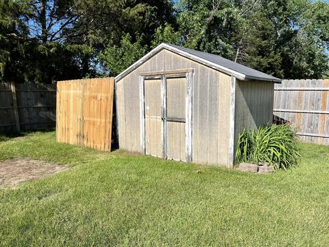 345 E Grant St, Bronson, MI 49028 photo 18