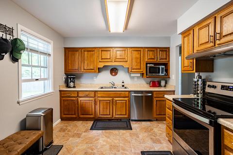 620 Algonquin St, Jackson, MI 49203 photo 7