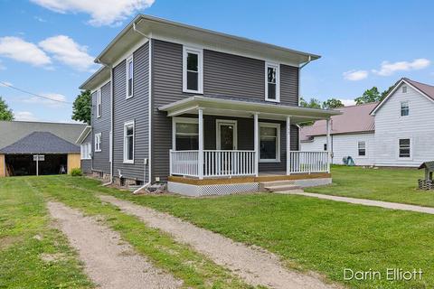 115 E Maple St, Carson City, MI 48811 photo 2