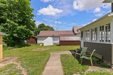 115 E Maple St, Carson City, MI 48811 photo 29