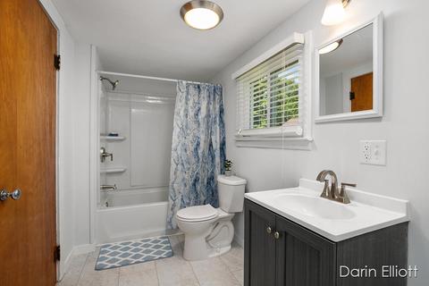 115 E Maple St, Carson City, MI 48811 photo 12