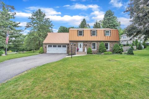 5235 Timbercrest Trl, Jackson, MI 49201 photo 2