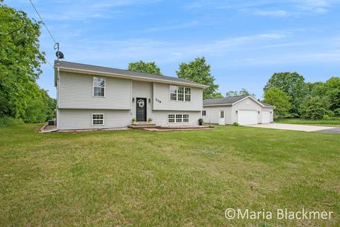 228 E Parmeter Rd, Ionia, MI 48846 photo 7