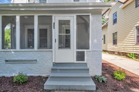 326 Carr St, Jackson, MI 49201 photo 3