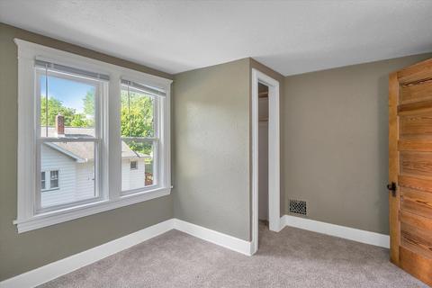 326 Carr St, Jackson, MI 49201 photo 16