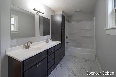 754 N Bridge St, Belding, MI 48809 photo 22