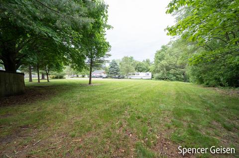 754 N Bridge St, Belding, MI 48809 photo 37