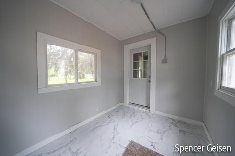 754 N Bridge St, Belding, MI 48809 photo 23