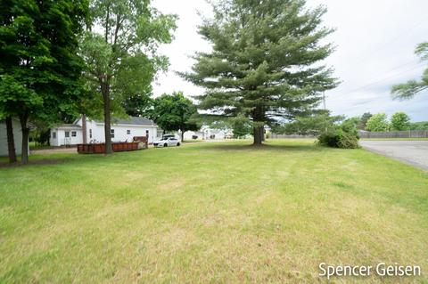 754 N Bridge St, Belding, MI 48809 photo 39