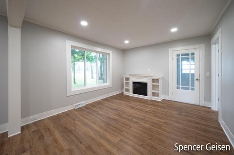 754 N Bridge St, Belding, MI 48809 photo 8