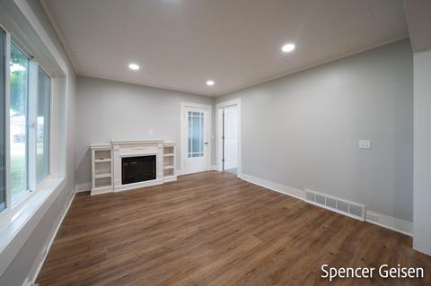 754 N Bridge St, Belding, MI 48809 photo 7