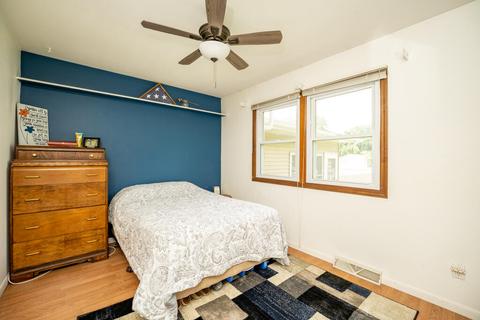 332 12th St, Plainwell, MI 49080 photo 9