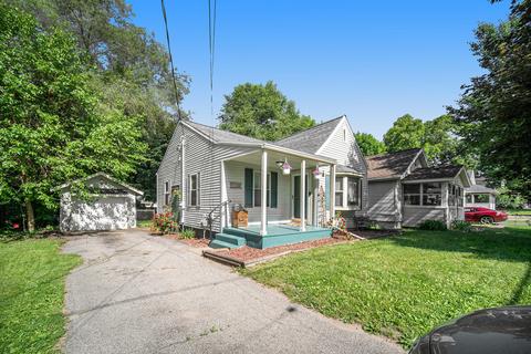 304 Hague Ave, Jackson, MI 49203 photo 2