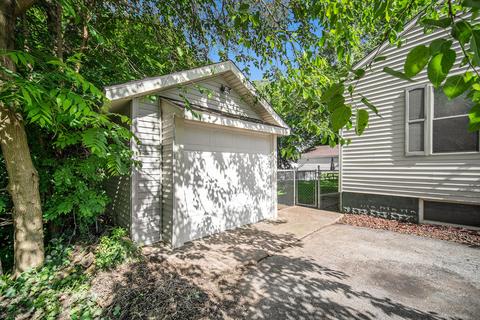 304 Hague Ave, Jackson, MI 49203 photo 3