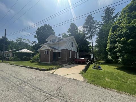 216 3rd St, Parma, MI 49269 photo 2