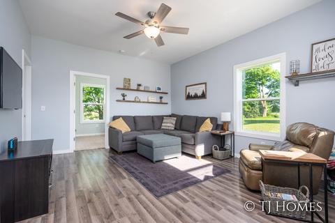 14130 Strotheide Rd NE, Belding, MI 48809 photo 4