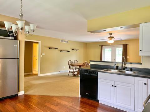 11061 Greenview Ct, Jerome, MI 49249 photo 3