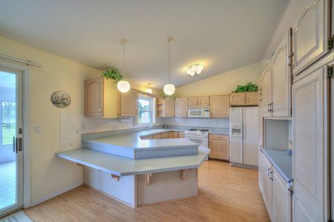 5149 Page Ave, Jackson, MI 49201 photo 7