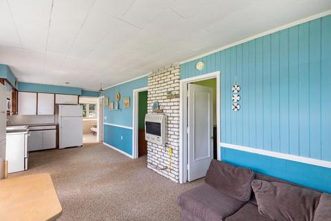 474 Newaygo Dr, White Cloud, MI 49349 photo 4