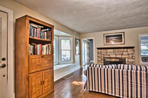 922 E 88th St, Newaygo, MI 49337 photo 8