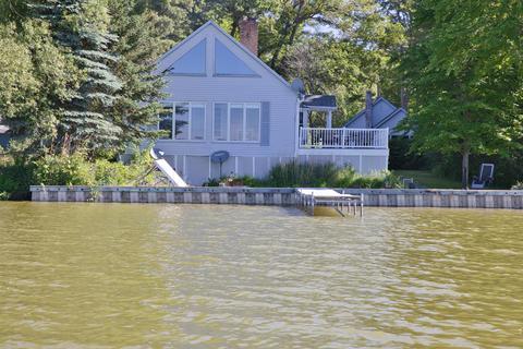 922 E 88th St, Newaygo, MI 49337 photo 2