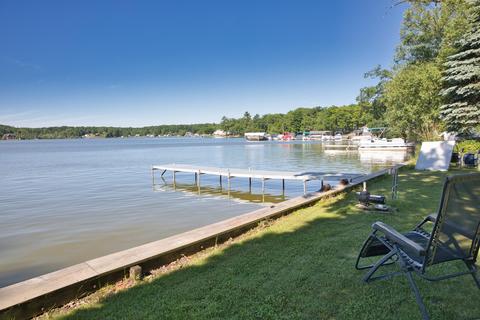 922 E 88th St, Newaygo, MI 49337 photo 3